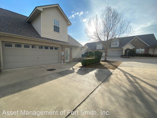Foto del edificio - 4 br, 2.5 bath House - 8401 Hanna Court - ...