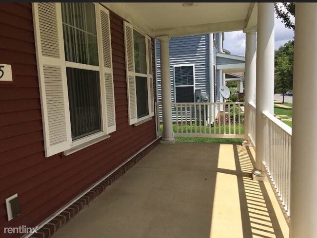 Building Photo - 4 br, 2.5 bath Townhome - 4445 Parsons road