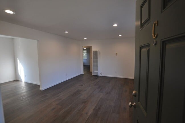 Foto del edificio - 655 Fairmont Ave