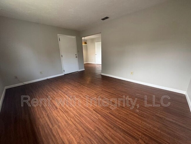 Foto del edificio - 1445 Willow Bend Way