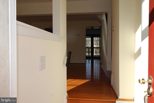 Building Photo - 3830 Swan House Ct