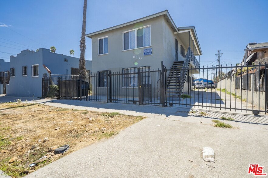 Photo - 810 W 62nd Street Unit