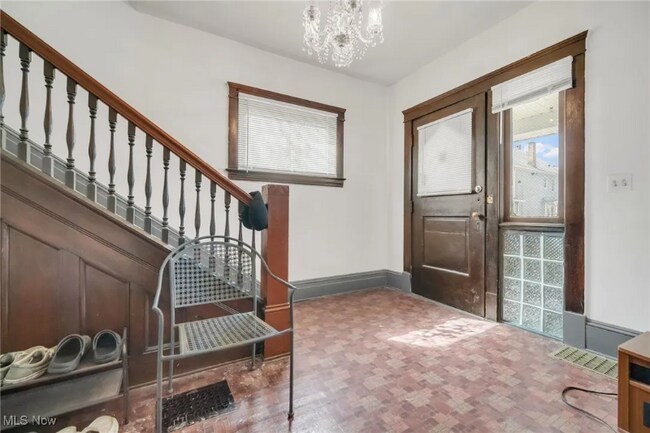 Foto del edificio - 1433 E 112th St