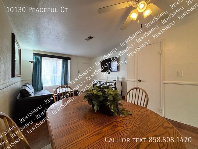 Foto del edificio - 10130 Peaceful Ct