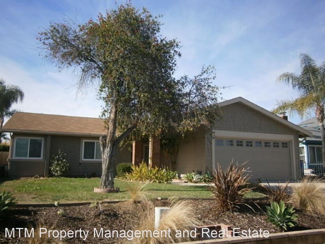 Foto principal - 3 br, 2 bath House - 9204 Lake Country Dr
