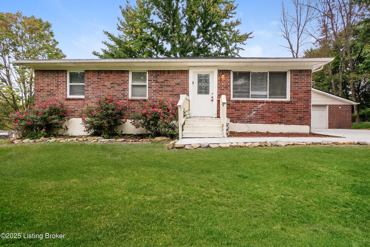 Primary Photo - 803 Candleglow Ct