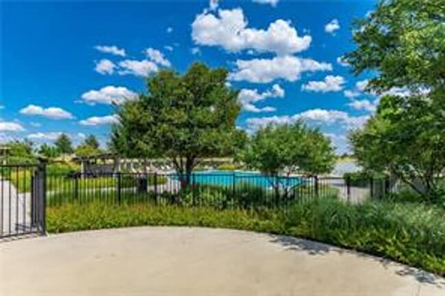 Building Photo - Another chance to own this warm and inviti...