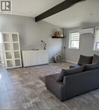 Building Photo - 267 Pinehurst Rd