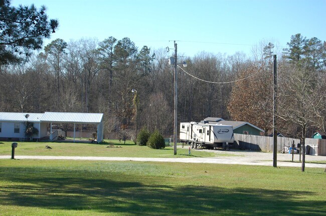 Foto del edificio - 1066 Natures Cove Rd