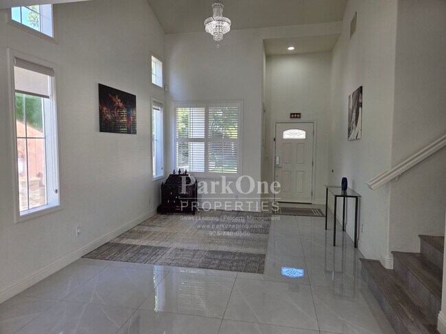 Foto del edificio - Modern Detached Home in Suburban Dublin Co...