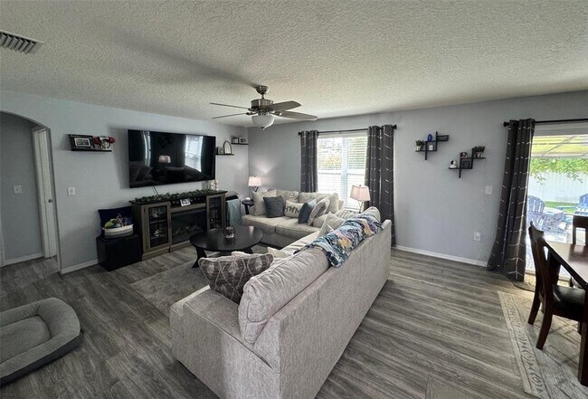 Foto del edificio - 890 NW 253 Dr