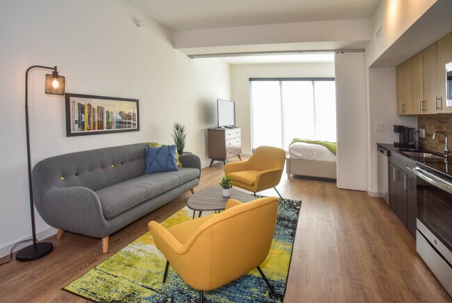 Gran espacio para el entretenimiento - 20 SE 2nd Pl