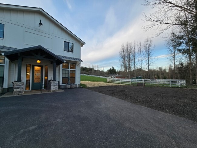 Foto del edificio - 3024 Brush College Rd NW