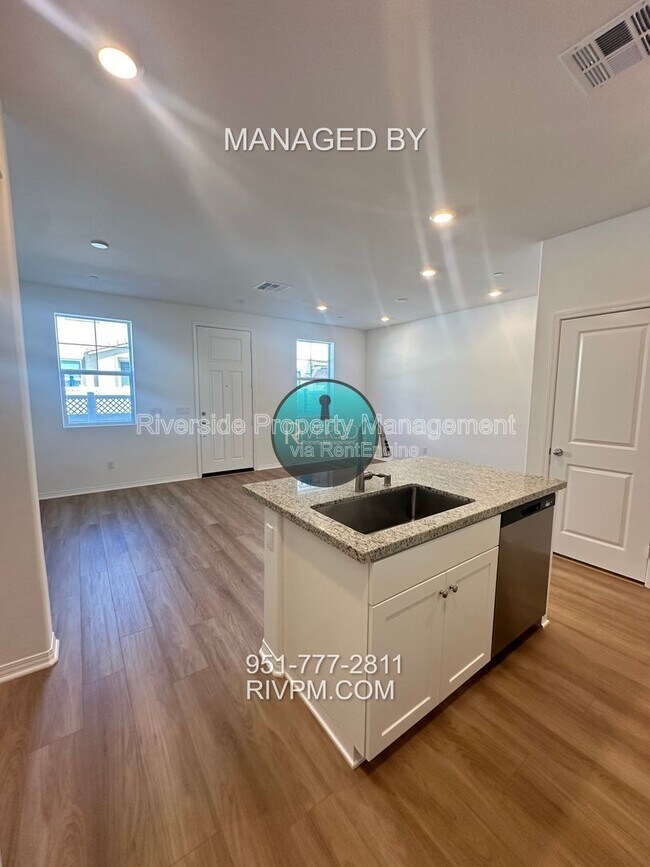 Foto del edificio - 34495 Agave Dr