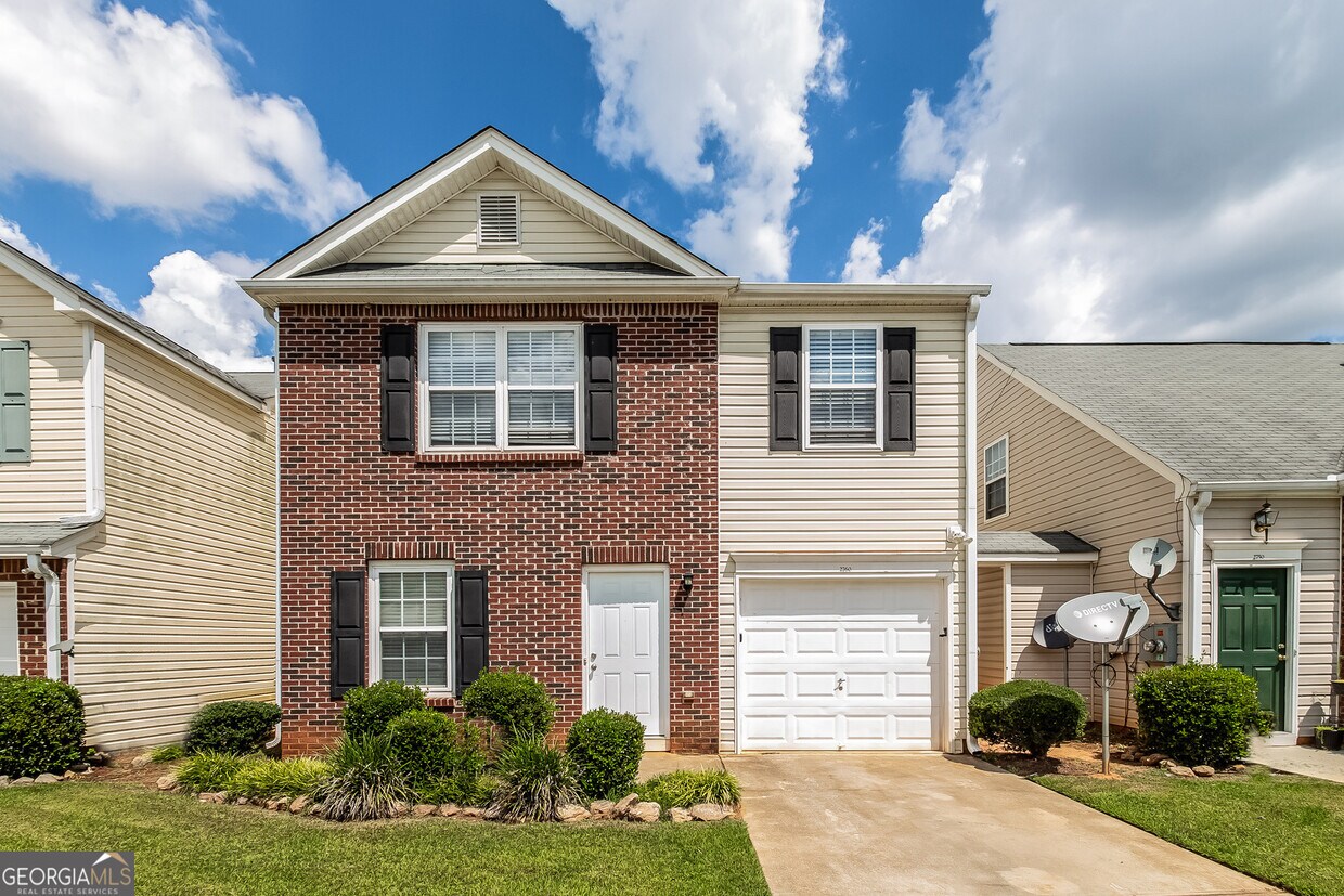 Foto principal - 2760 Lakeside Cir