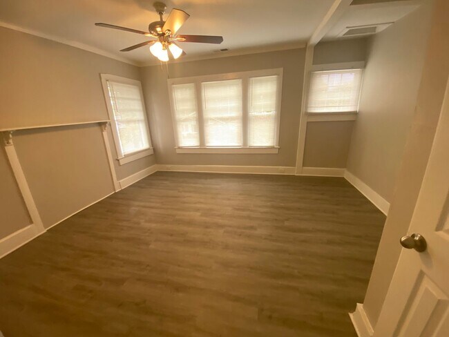 Foto del edificio - 620 3rd St SW (DUPLEX)