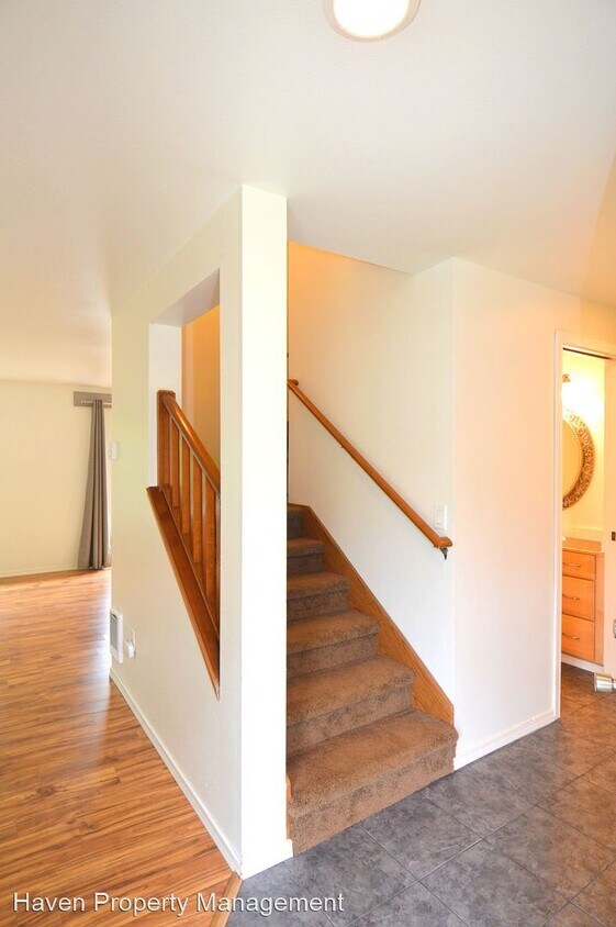 5120 9th Ave NE, WA 98422 House Rental in WA