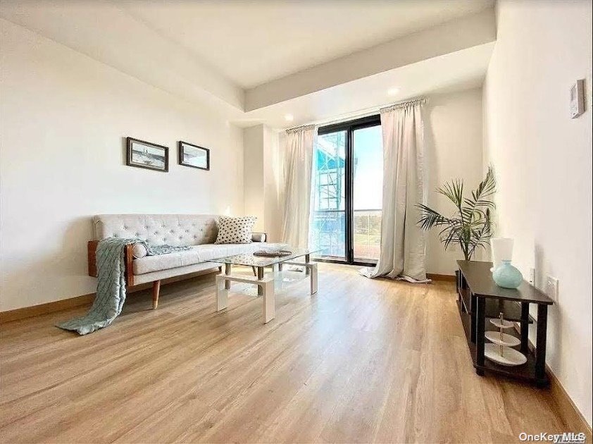 Foto del edificio - 131-11 Fowler Ave