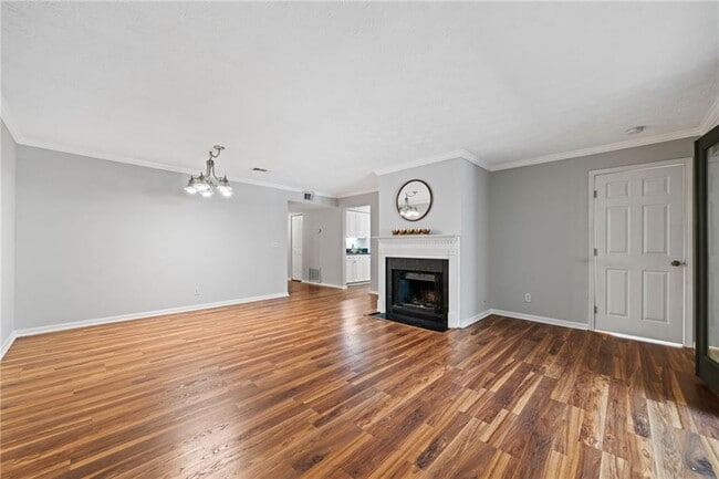 Building Photo - 717 Beaufort Cir