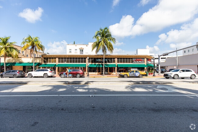 Building Photo - 1568 Washington Ave