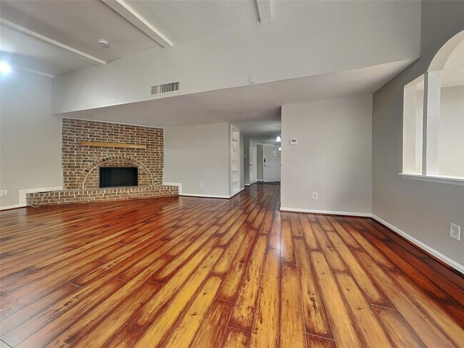Building Photo - 2719 Quiet Bend Dr