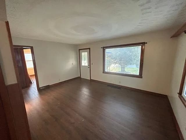 Building Photo - 329 Buckeye Ave