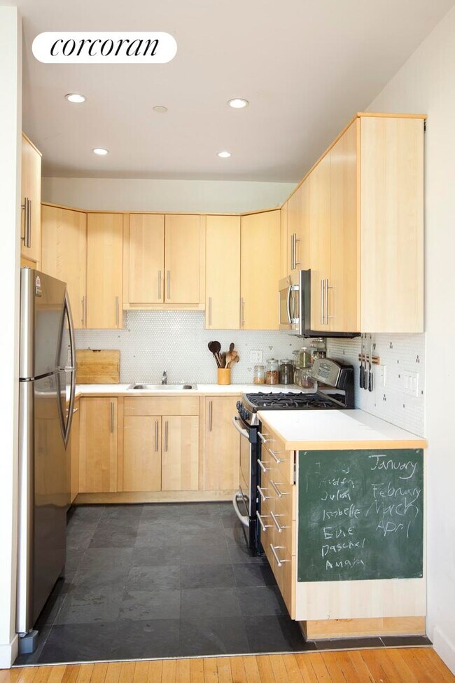 Foto del edificio - 437 Prospect Pl