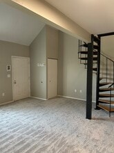 Building Photo - 100 Ridgeview St