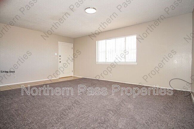 Foto del edificio - 3530 Hamilton Ave