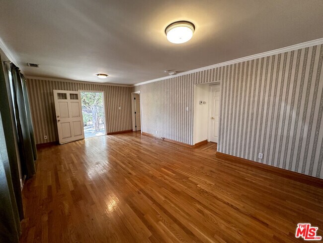 Foto del edificio - 4337 Prospect Ave