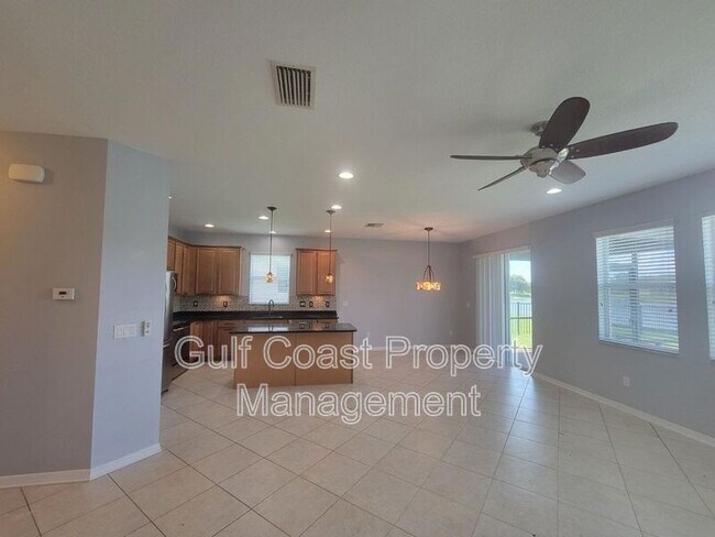 Foto del edificio - 11306 80th St E