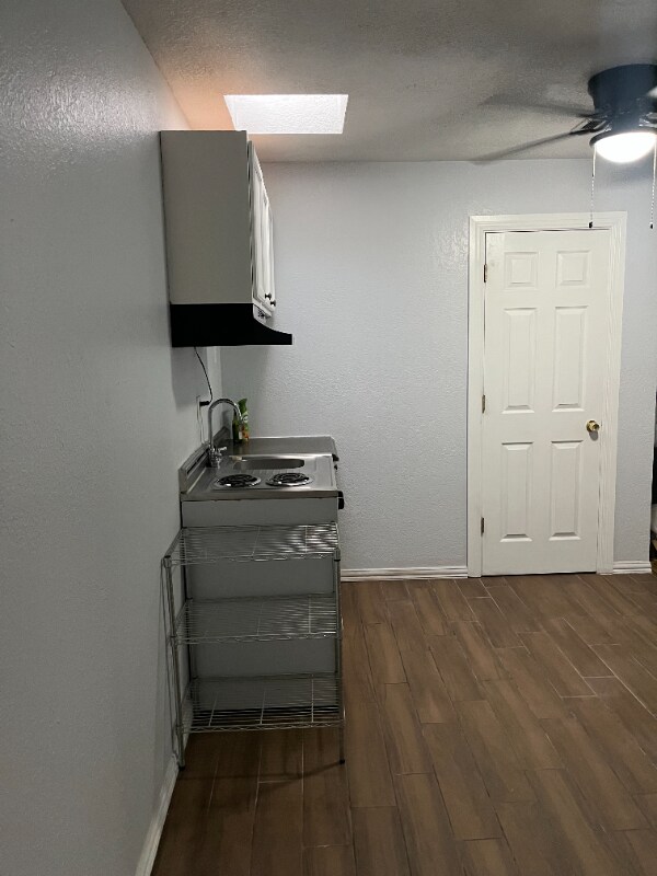Primary Photo - 9669 Stonehaven Dr