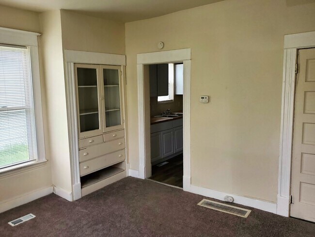 Foto del edificio - Fantastically updated Monroe District Area 3BR/1.5BA House