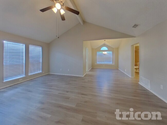 Foto del edificio - 907 Ponds Ct