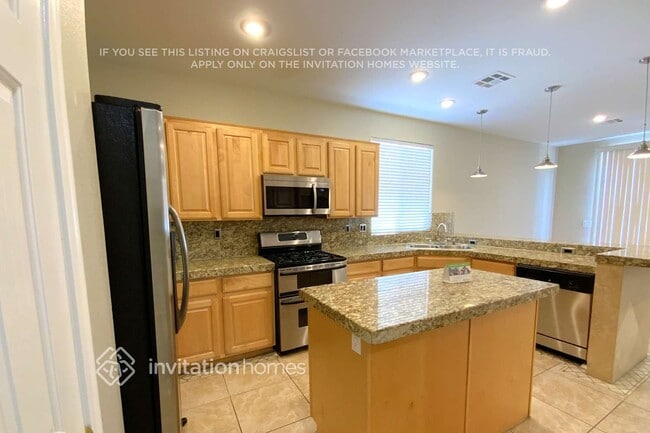 Foto del edificio - 6108 Golden Harmony St