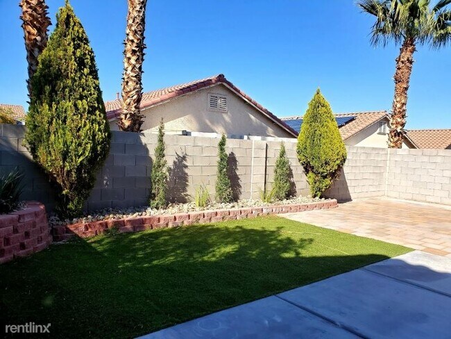 Building Photo - 3 br, 2 bath House - 8608 Shady Pines Dr
