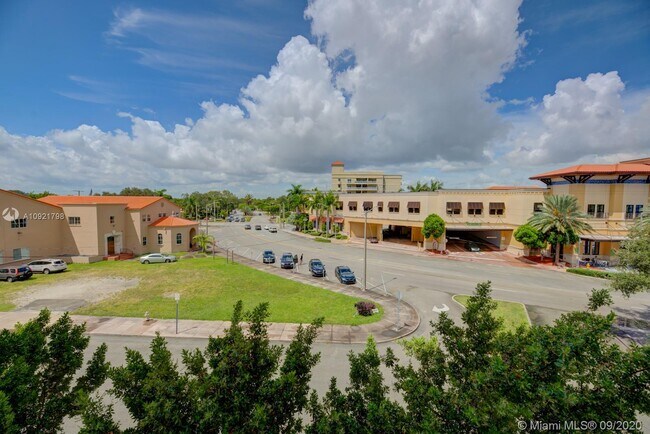 Foto del edificio - 101 SW 36th Ct