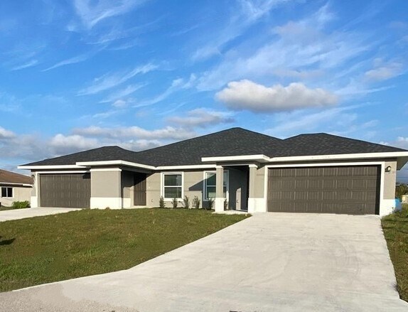 Building Photo - 5008 Locke Ln