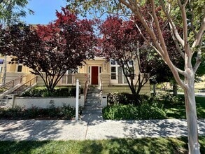 Building Photo - 863 Garrity Way