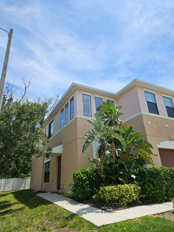 Primary Photo - 13104 Logan Captiva Ln