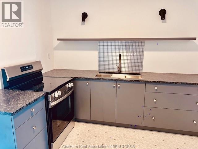 Photo du bâtiment - 58 1/2 Fourth STREET