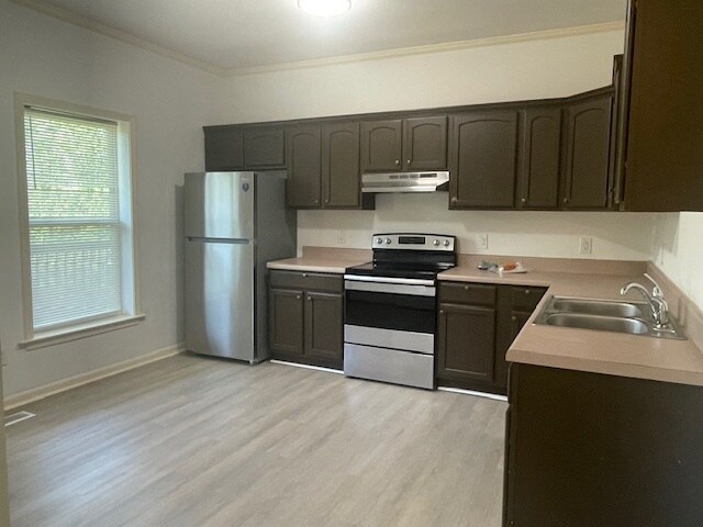 Foto del edificio - 52 Smith Rd