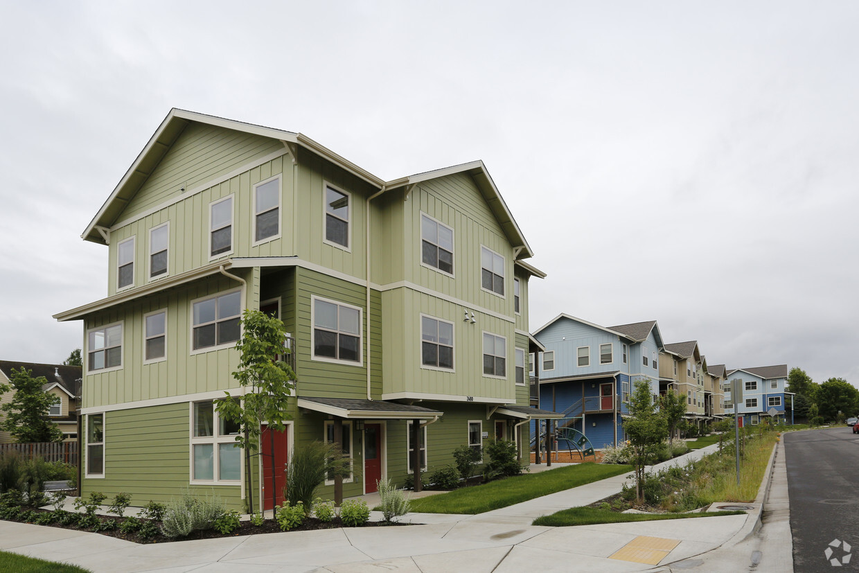 Building Photo - Lakeview Apartments