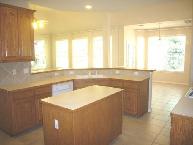 Building Photo - Cedar Park Beast