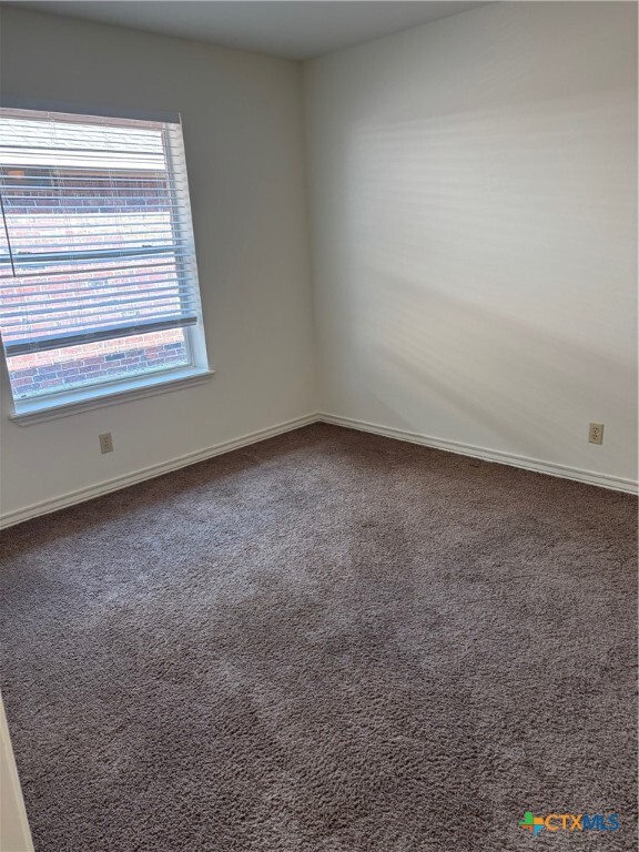 Building Photo - 112 Gemini Ct