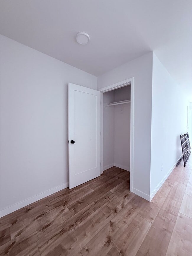 Foto del edificio - 1414-1412 N Hazard Ave
