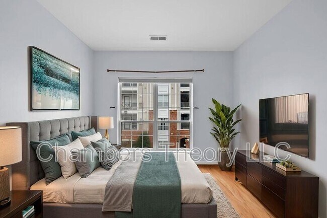 Foto del edificio - 4852 Eisenhower Ave