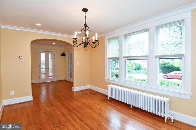 Foto del edificio - 4710 Hunt Ave