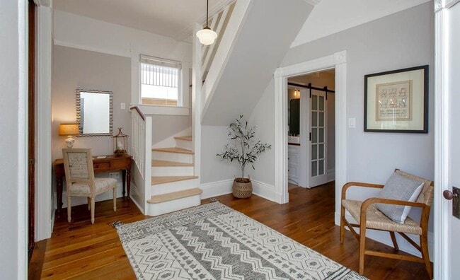 Foto del edificio - 2253 Clinton Ave