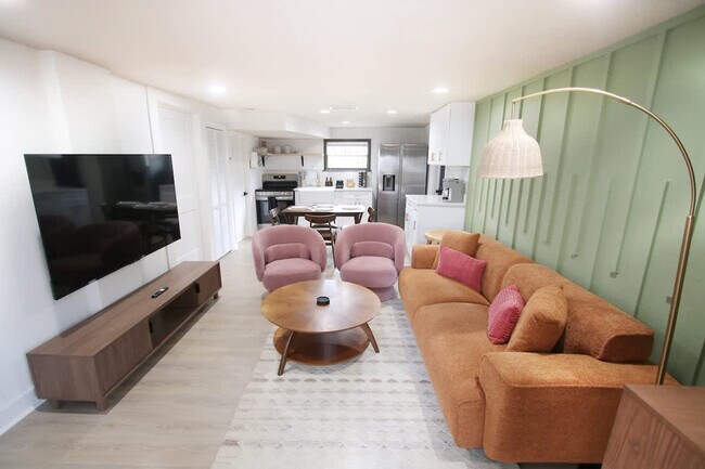 Foto del edificio - 106 W Emma St